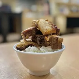 厳選煮干しらーめん 初代 にぼ助
