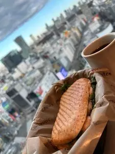 5 クロスティーズ コーヒー 渋谷スクランブルスクエア店（5 CROSSTIES COFFEE）