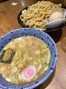 六厘舎 大崎店
