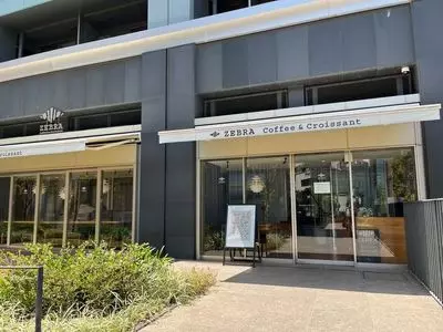 ZEBRA Coffee&Croissant 渋谷公園通り店（ゼブラ コーヒーアンドクロワッサン）
