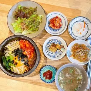 焼肉居酒屋 デジゴリラ（dejigorilla【旧店名】돼지 GORILLA）