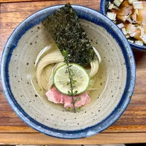 ヨコクラストアハウス（YOKOKURA STOREHOUSE）