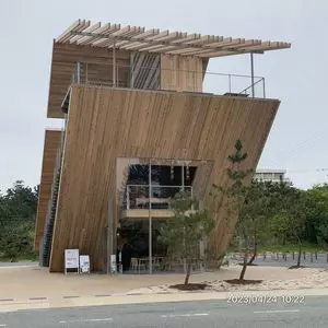 タカハマカフェ（TAKAHAMA CAFE）