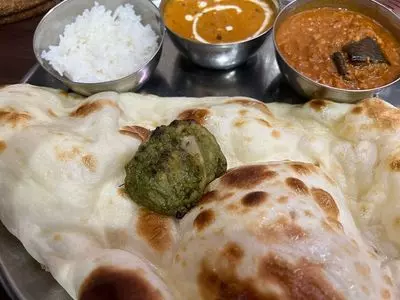 インディアンレストラン カナ（INDIAN RESTAURANT KHANA）