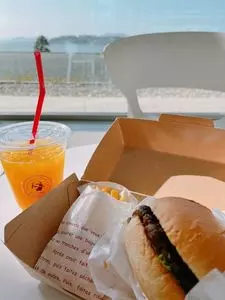 湖畔のレストラン ラシヌ（RACINE）