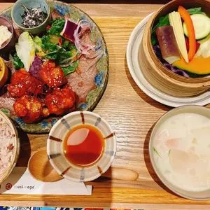 musi-vege+ 阪急三番街店（ムシベジプラス）