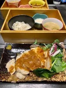鉄板焼 お好み焼 かしわ 渋谷ヒカリエ店