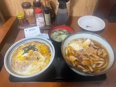 栄食堂