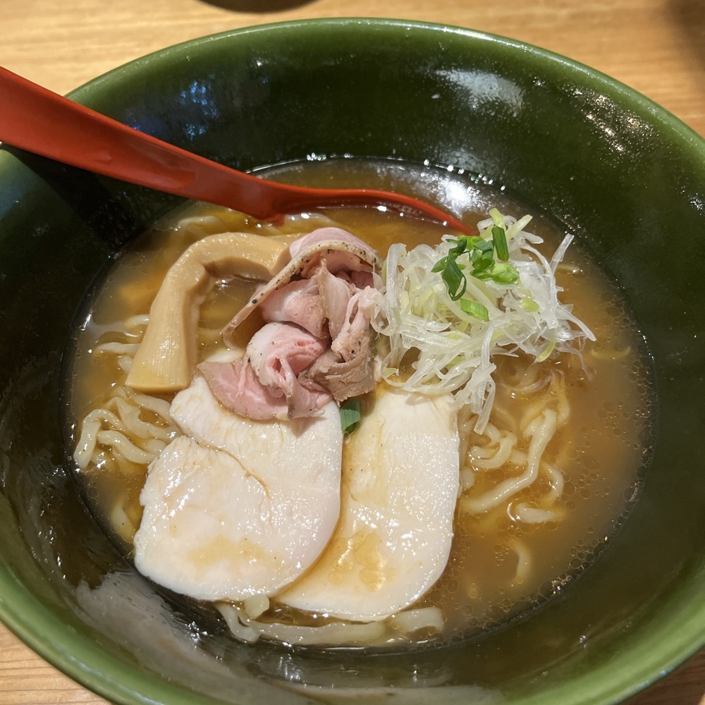 焼きあご塩らー麺たかはし 新宿本店