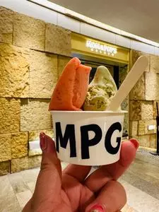マムアンドポップス ジェラート 六本木ヒルズ（MOM&POPS GELATO）