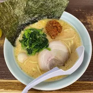 横浜家系ラーメン 魂心家 あざみ野店（コンシンヤ）