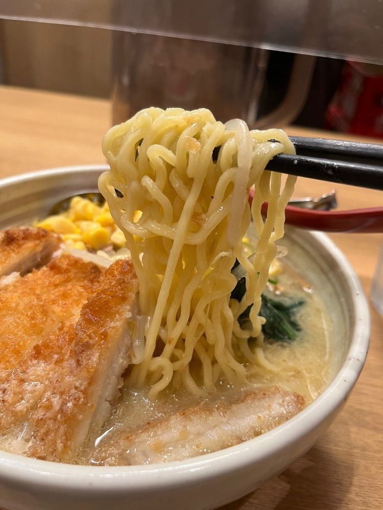 【東京近郊】居酒屋勝手にレビューさんが投稿したらーめん 北の大地 新宿店に関する口コミの画像
