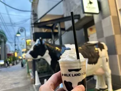 ミルクランドホッカイドウ→トウキョウ（MILKLAND HOKKAIDO→TOKYO）
