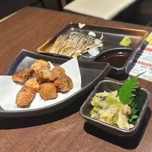 47都道府県の日本酒勢揃い 富士喜商店 池袋本店