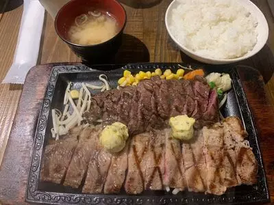 ビフテキ屋 まるり