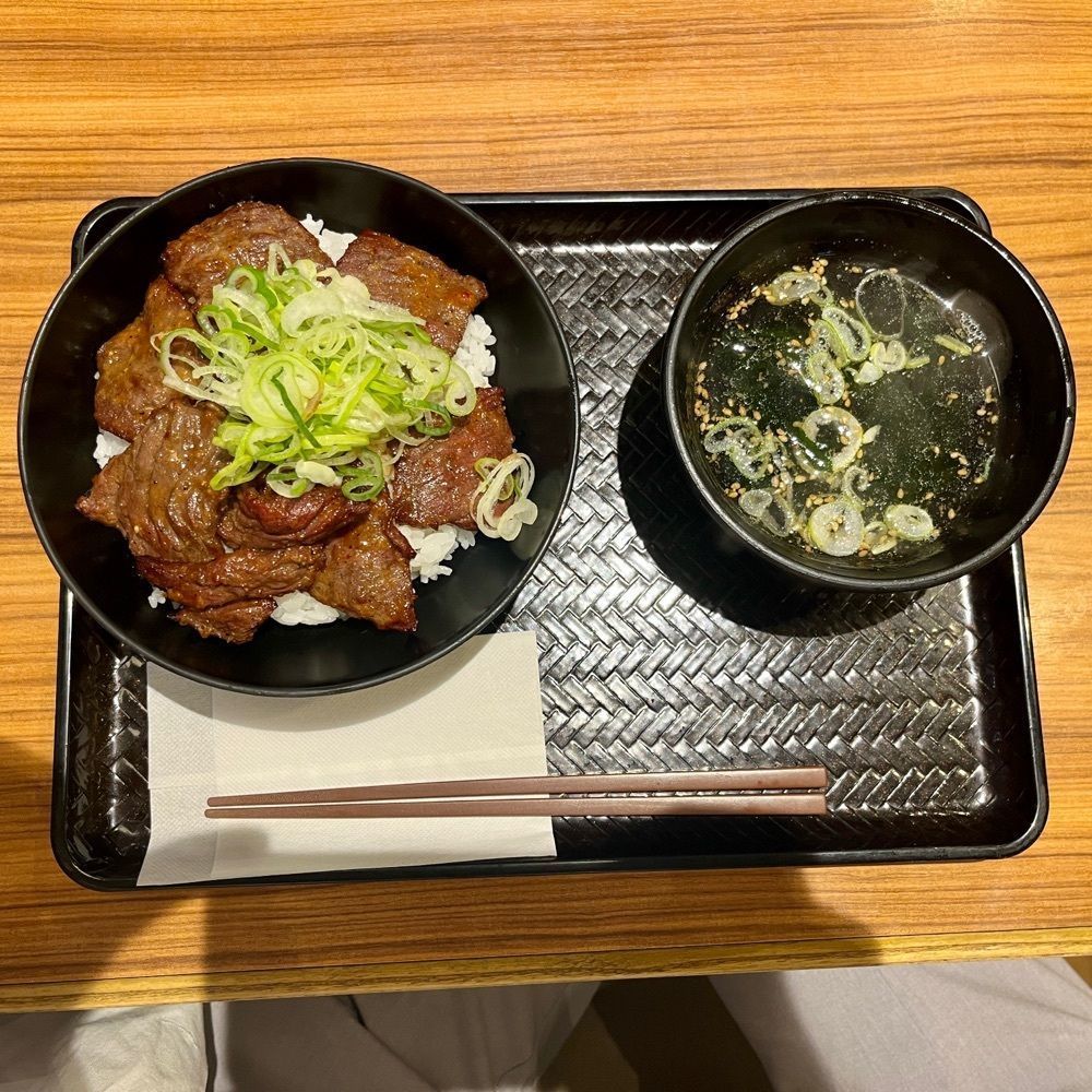 れん【グルメ×美味しいもの】記録・発信さんが投稿したカルビ丼とスン豆腐専門店 韓丼 利府店に関する口コミの画像