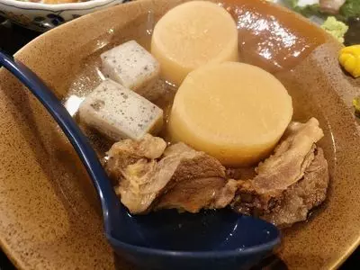 魚屋 ロキ食堂 三宮出張所（ロキショクドウ）