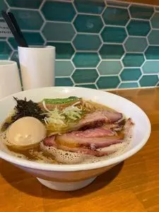 拉麺 mellow（ラーメン めろう）