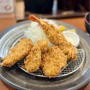 かつ弘 佐伯本店