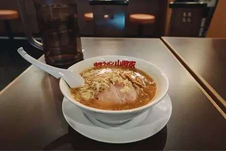 味噌ラーメン 山岡家 すすきの店