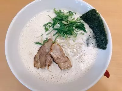 麺道 しゅはり 三宮センタープラザ店