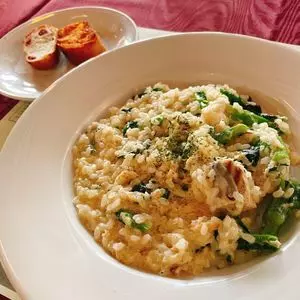 ロビンソン 烏丸（Boulangerie cafe dining Robinson）