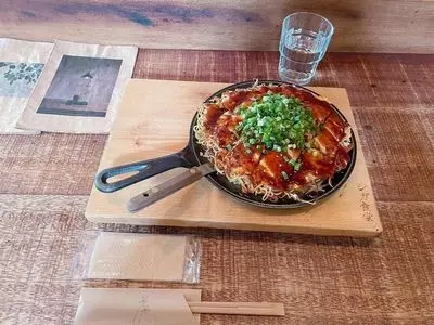 瓦そば と 珈琲と シガ食堂