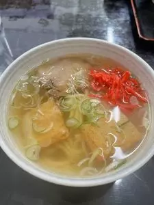 沖縄そば屋（おきなわそばや）