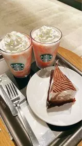 スターバックスコーヒー 淡路町駅前店（STARBUCKS COFFEE）
