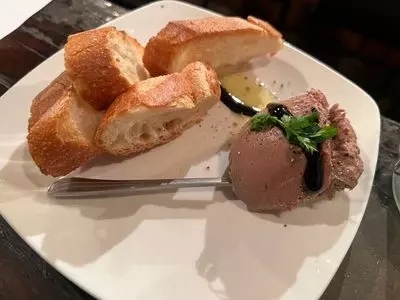 東京ワイン倶楽部　楽