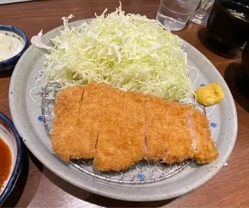 とんかつ 三谷