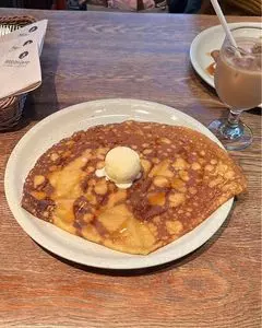 ブレッツカフェ クレープリー 表参道店（【旧店名】ル・ブルターニュ）