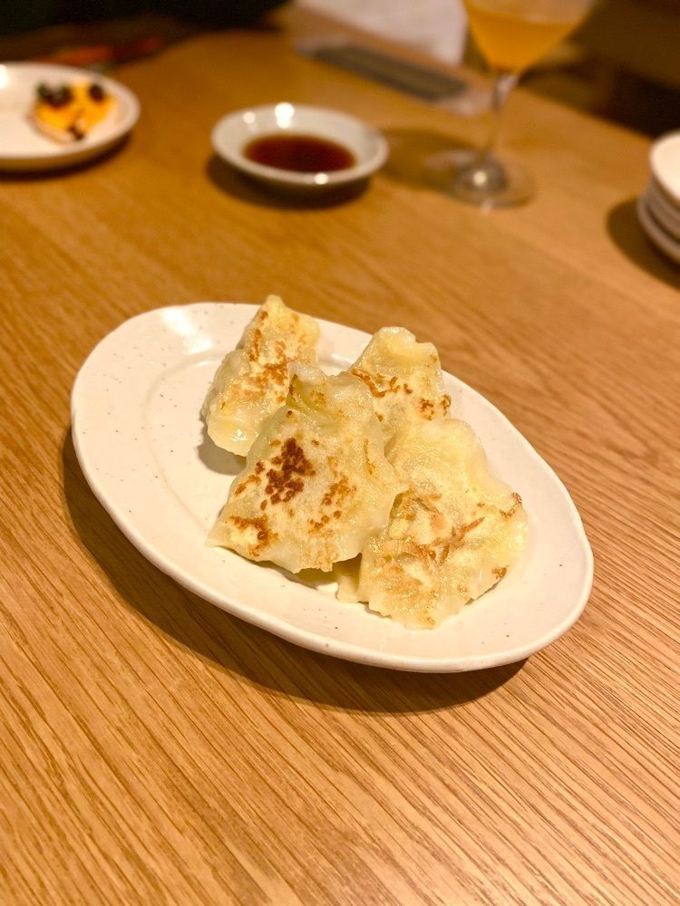 だるまグルメさんが投稿した溢彩流香 餃子小厨 恵比寿（イーサイリューシャンギョウザショウチュウ）に関する口コミの画像