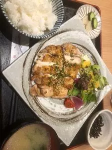 有薫バル