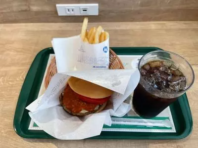 モスバーガー 追浜店
