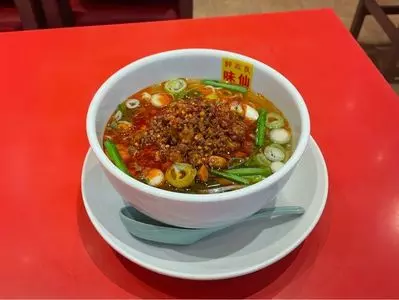 郭 政良 味仙 東京ニュー新橋ビル店