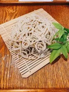 そばの細道 やま江