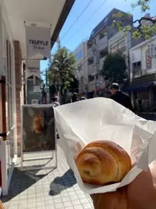 トリュフベーカリー 三軒茶屋（Truffle BAKERY）