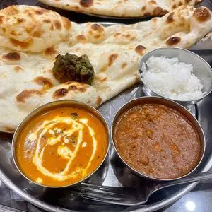 インディアンレストラン カナ（INDIAN RESTAURANT KHANA）