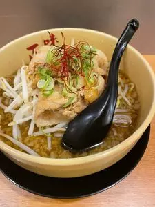 味噌ラーメン百庵 西新宿店