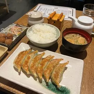 ぎょうざ処 高辻 亮昌 本店