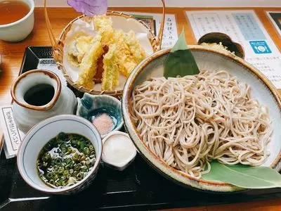 そば･江戸前風天丼 一日一膳中村屋