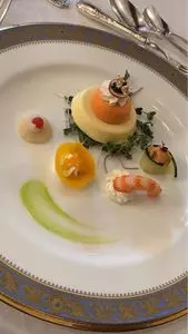 綱町三井倶楽部（ツナマチミツイクラブ）