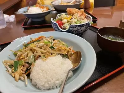 中華料理 萬彩（バンサイ）