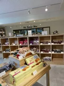 いけだワイン城（池田町ブドウ・ブドウ酒研究所）