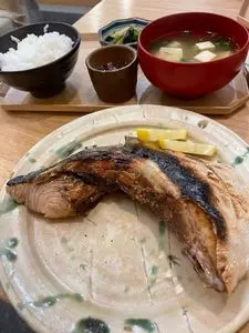 こいさん食堂