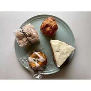 焼菓子店 粉麦（ヤキガシテン コナムギ）