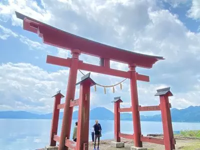 御座石神社