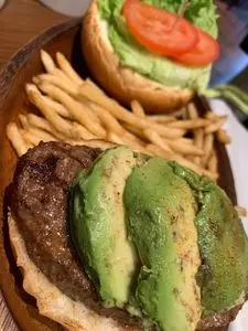 KUA`AINA ららぽーと横浜店（クア アイナ）