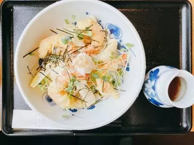 安菜蔵（アナゾウ）